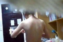 私密被偷拍是否发网络,揭秘偷拍事件背后的网络传播危机